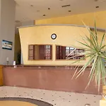 Ξενοδοχείο με διαμερίσματα Clube Mar Turisticos